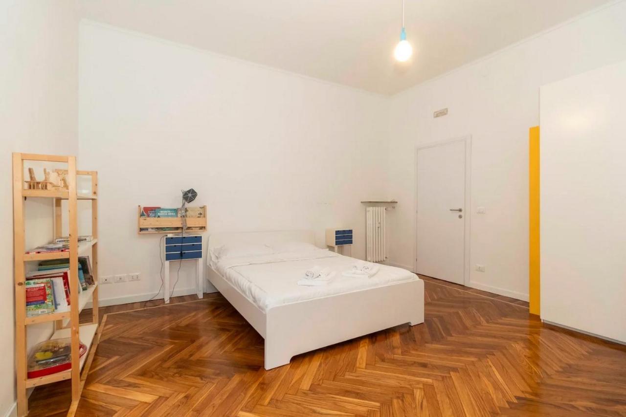 New! Cit Turin Elegant Apt With Parking Bagian luar foto