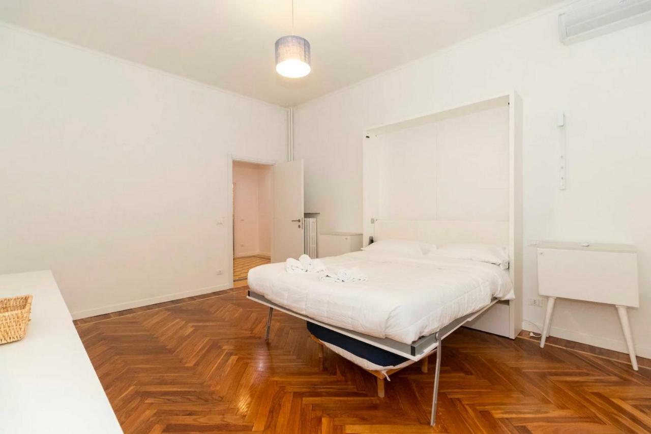New! Cit Turin Elegant Apt With Parking Bagian luar foto