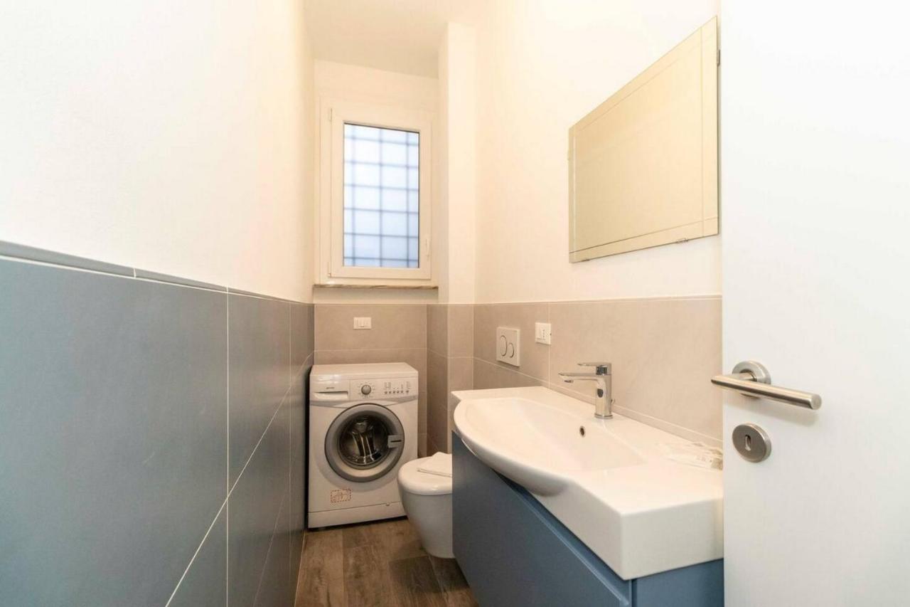 New! Cit Turin Elegant Apt With Parking Bagian luar foto