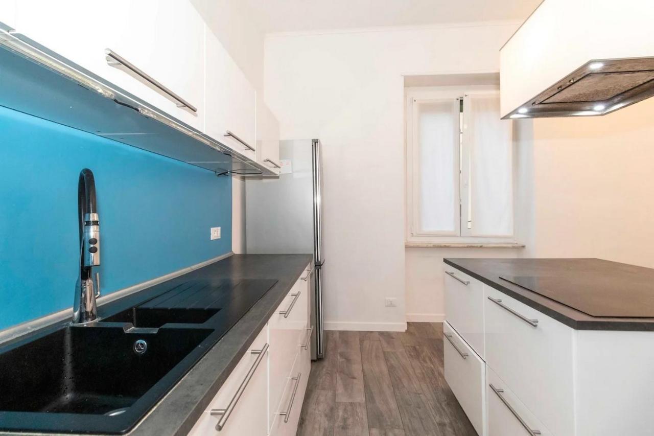 New! Cit Turin Elegant Apt With Parking Bagian luar foto
